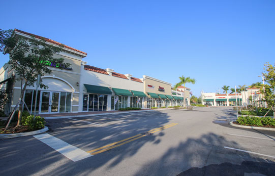 Hallandale Beach Shops